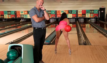 Sean Lawless, Valerie Kay – Bachelor party (August 12, 2019)