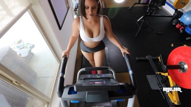 Workout, striptease and sex – Bryci